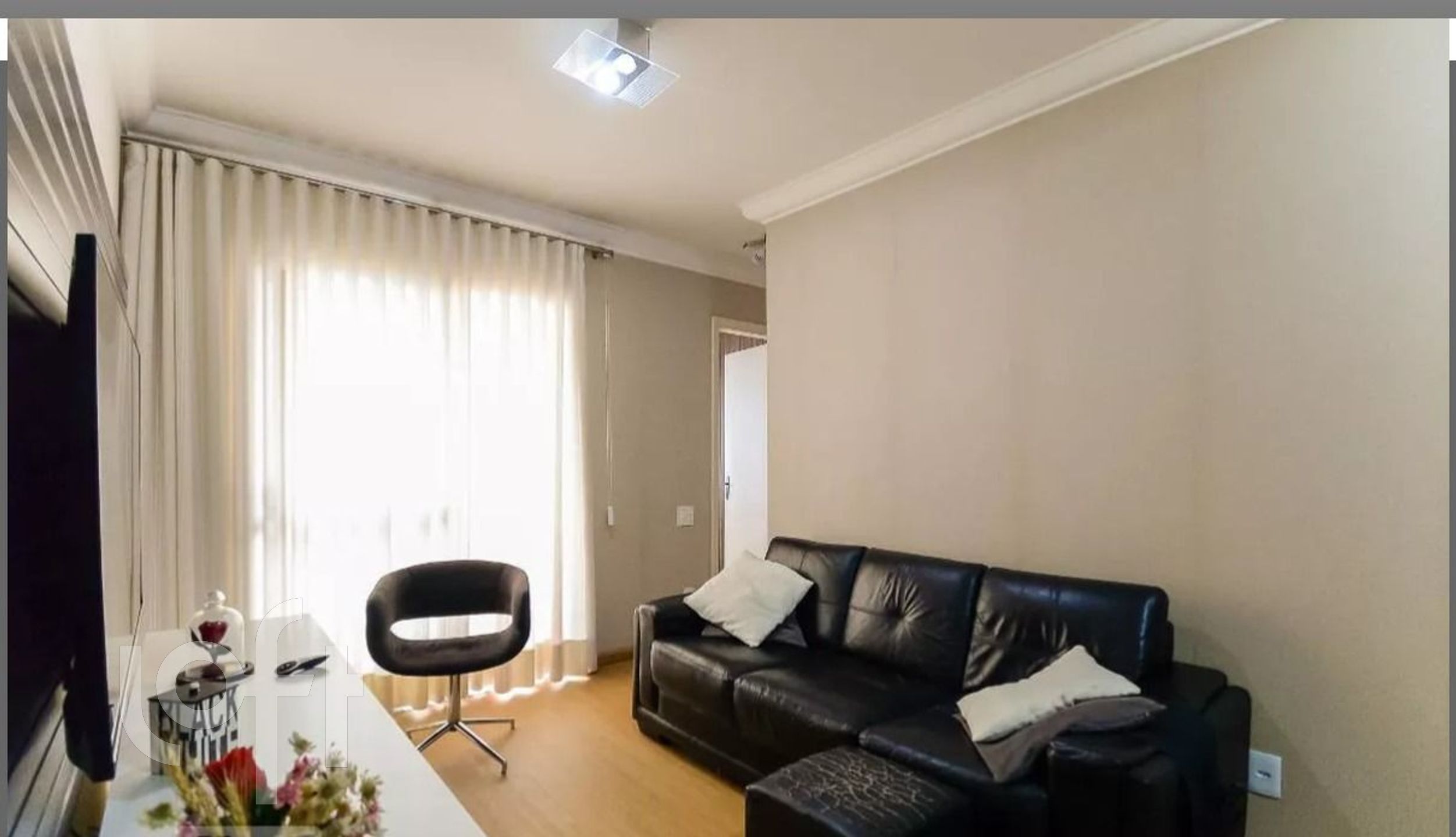 Apartamento à venda com 2 quartos, 60m² - Foto 2