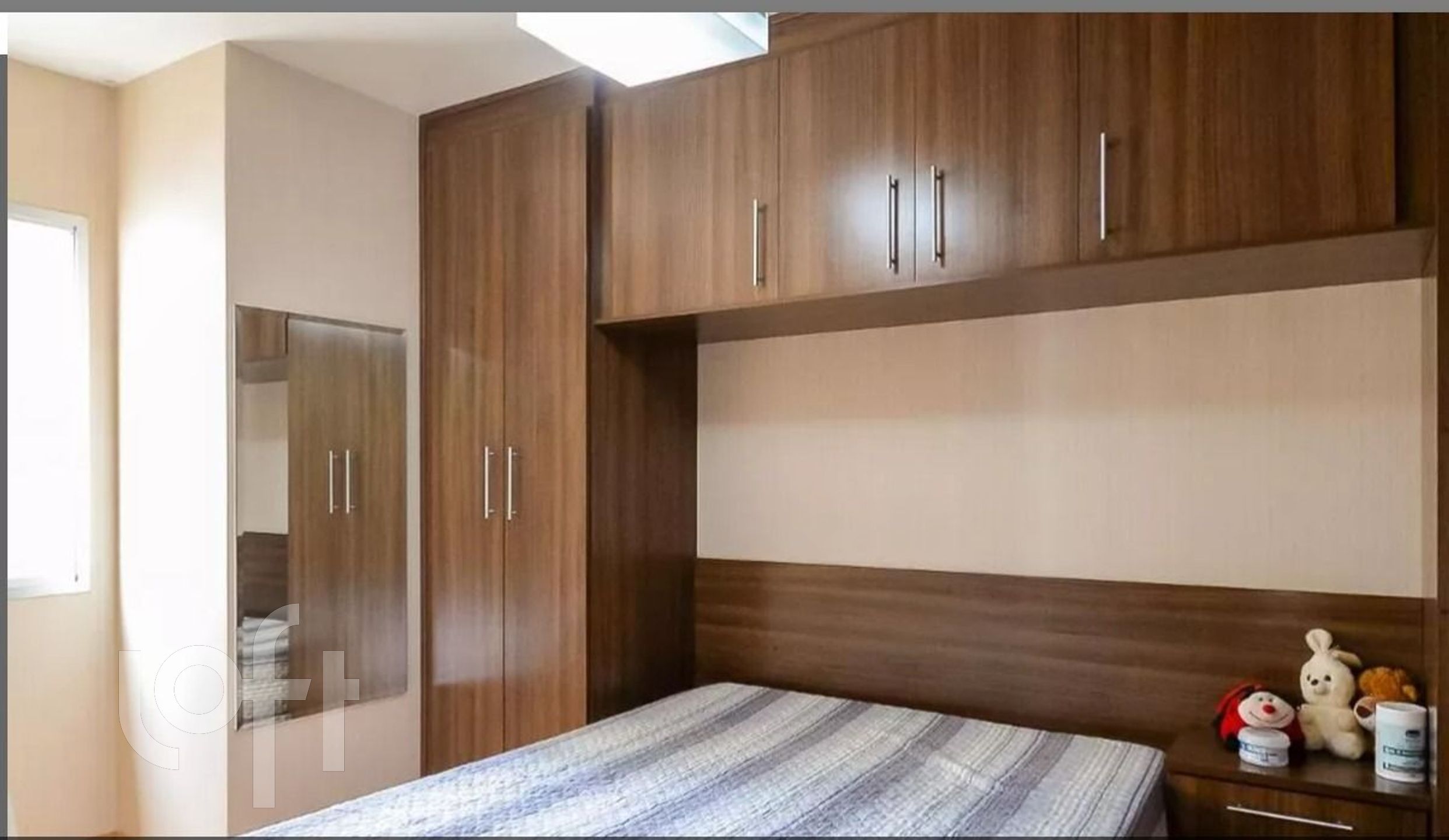 Apartamento à venda com 2 quartos, 60m² - Foto 17