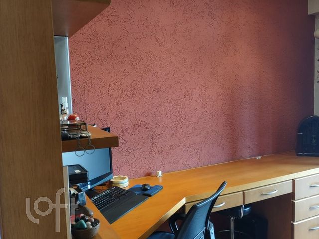 Apartamento com 170m², 3 dormitórios, 1 suíte, 2 vagas, Independência em Porto Alegre