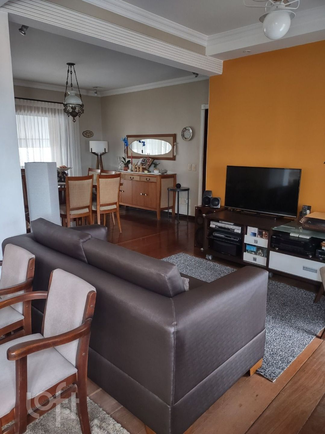 Apartamento com 170m², 3 dormitórios, 1 suíte, 2 vagas, Independência em Porto Alegre