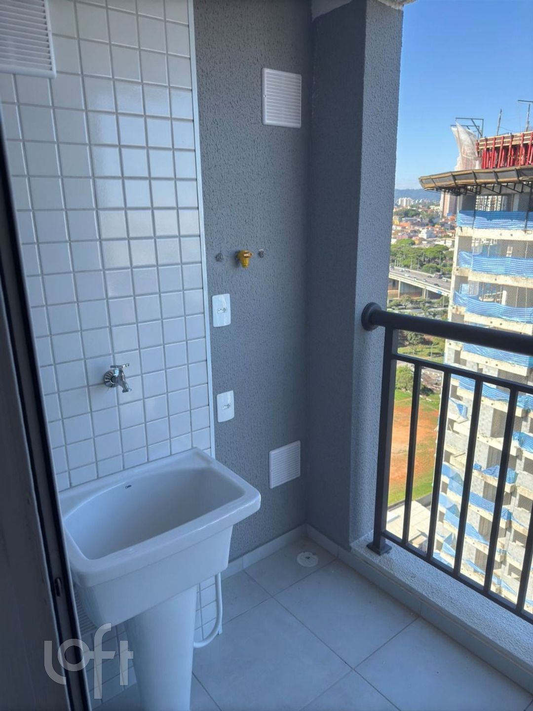 Apartamento à venda com 2 quartos, 41m² - Foto 11