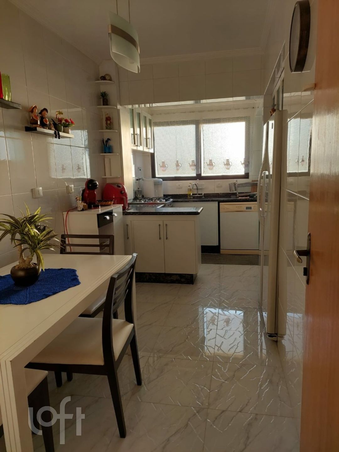 Apartamento à venda com 3 quartos, 260m² - Foto 9