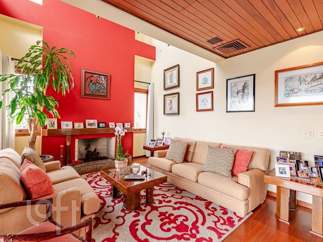 Apartamento com 425m², 4 dormitórios, 3 suítes, 3 vagas, Bela Vista em Porto Alegre