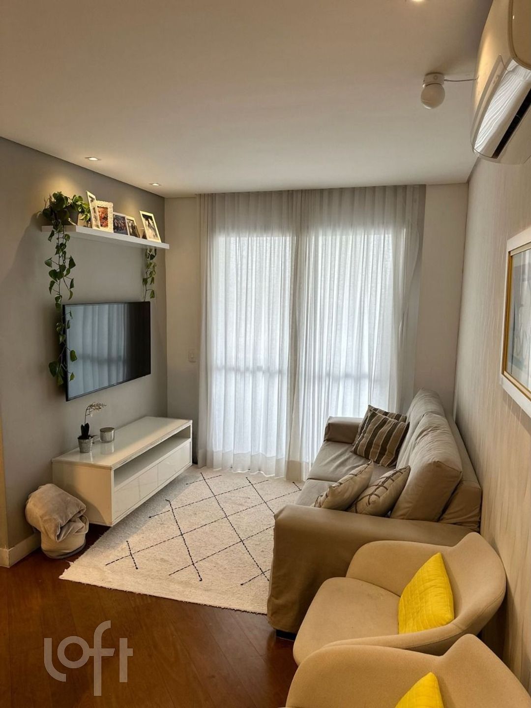 Apartamento à venda em Saúde com 74 m², 3 quartos,