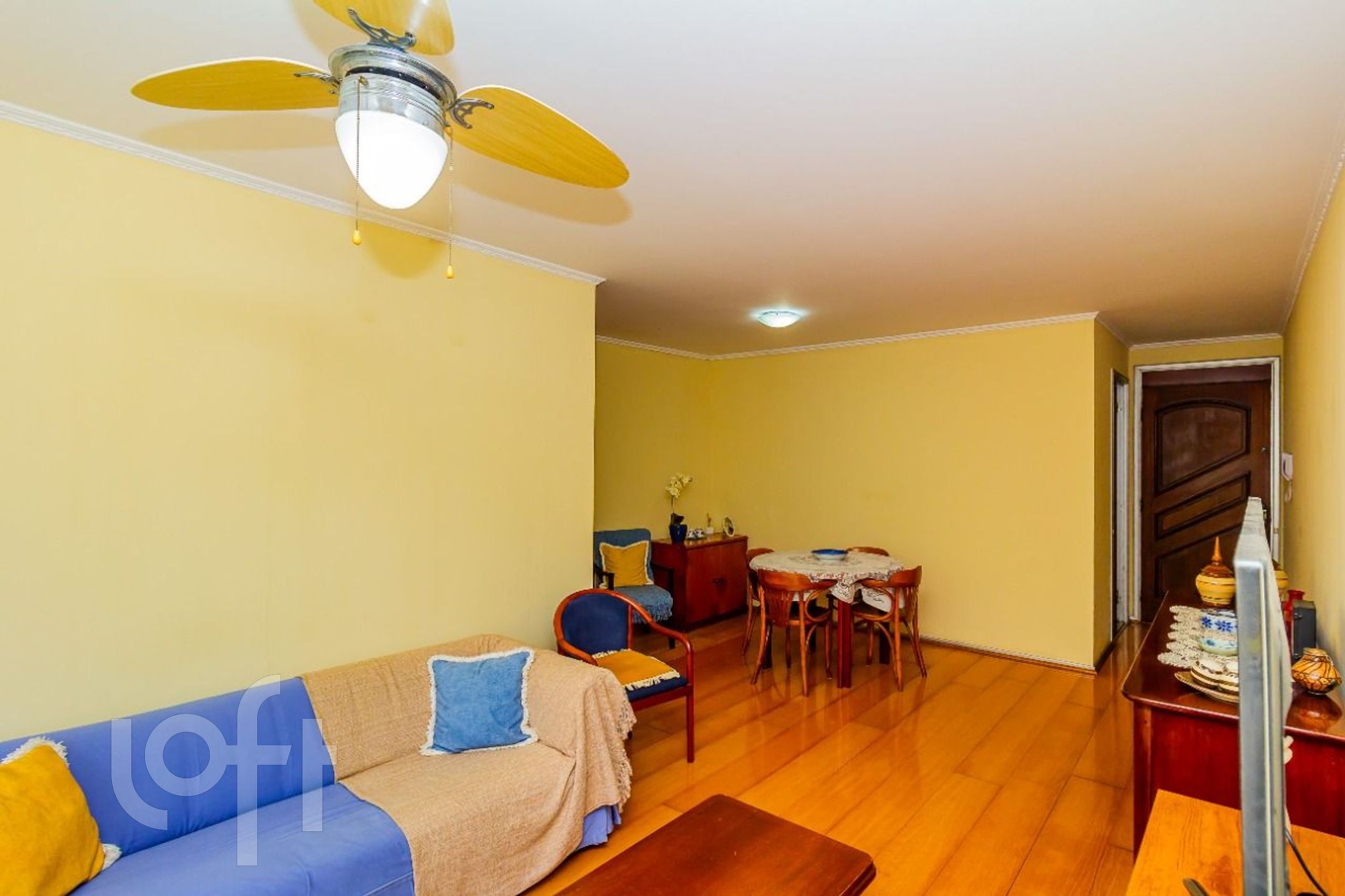 Apartamento à venda com 3 quartos, 87m² - Foto 2