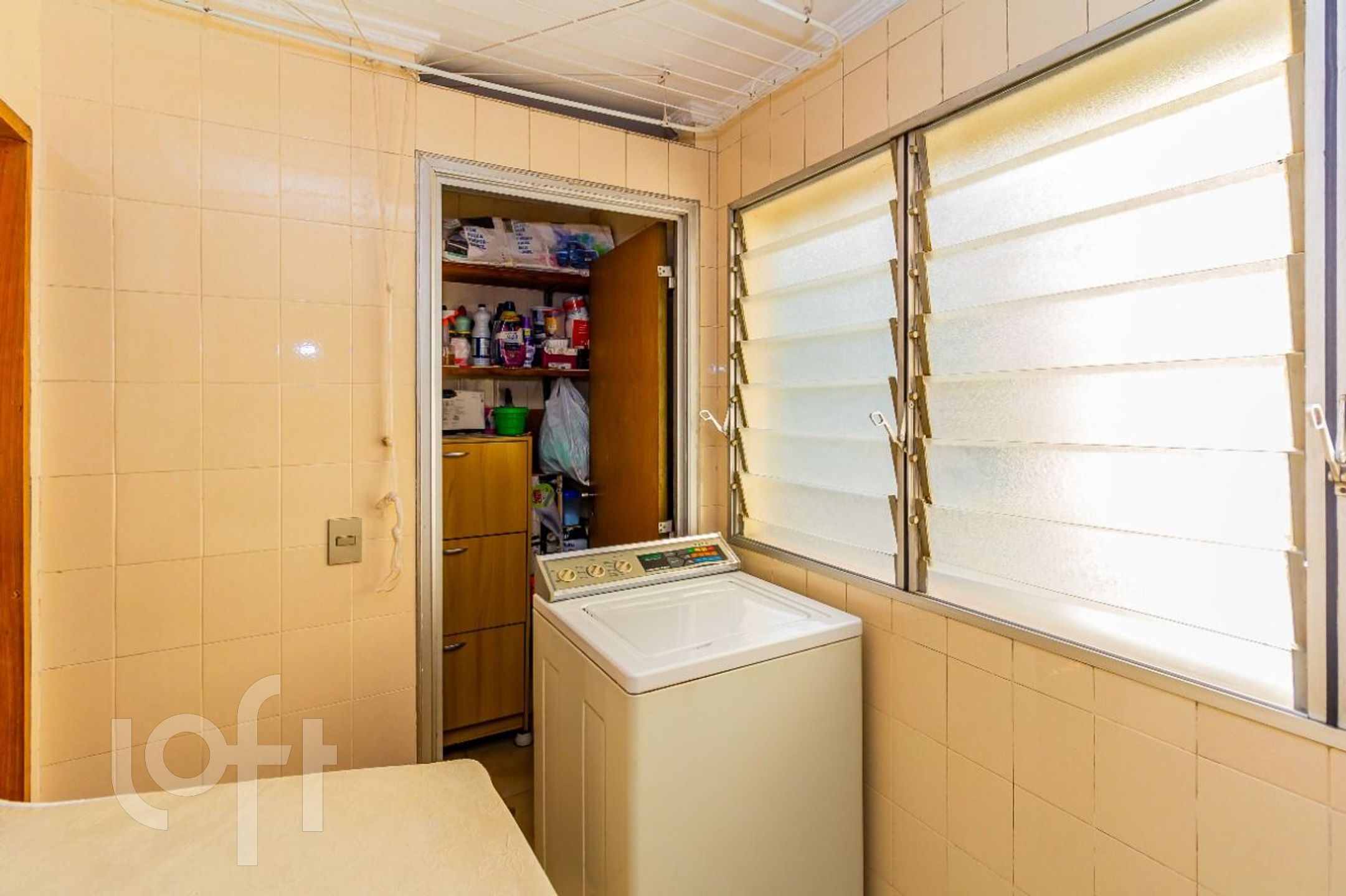 Apartamento à venda com 3 quartos, 87m² - Foto 29