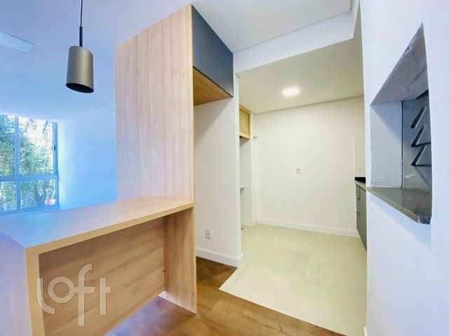 Apartamento com 88m², 2 dormitórios, 1 suíte, 1 vaga, Petrópolis em Porto Alegre