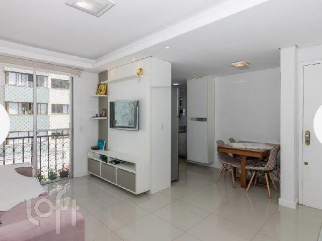 Apartamento com 63m², 2 dormitórios, 1 vaga, Higienópolis em Porto Alegre