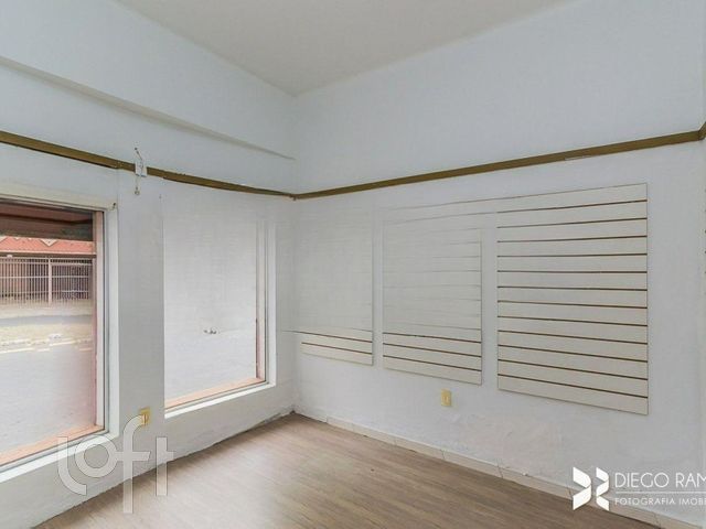 Casa com 215m², 3 dormitórios, Menino Deus em Porto Alegre