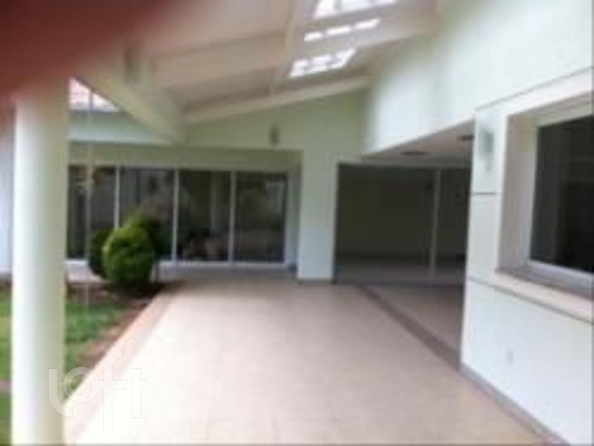 Casa à venda com 6 quartos, 580m² - Foto 10