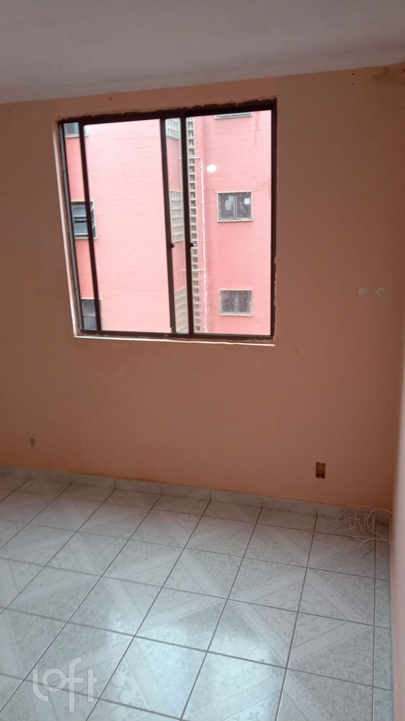 Apartamento à venda com 2 quartos, 64m² - Foto 3