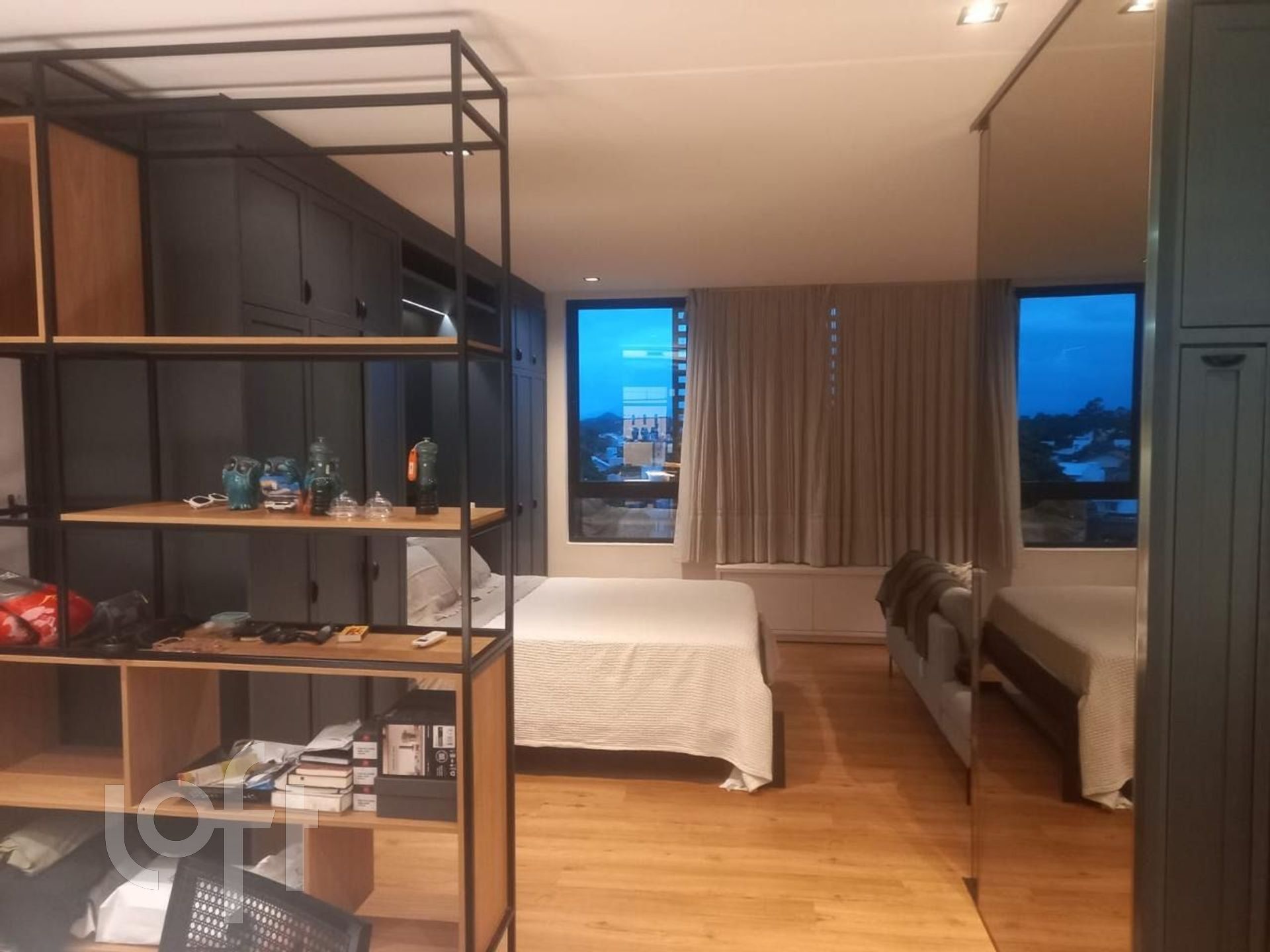 Apartamentos com 50m², 1 quarto, 1 garagem, no bairro Córrego Grande em Florianópolis