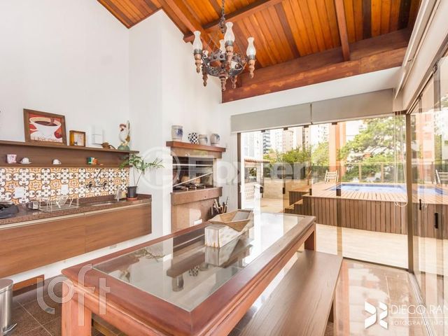Apartamento com 463m², 4 dormitórios, 1 suíte, 4 vagas, Bela Vista em Porto Alegre