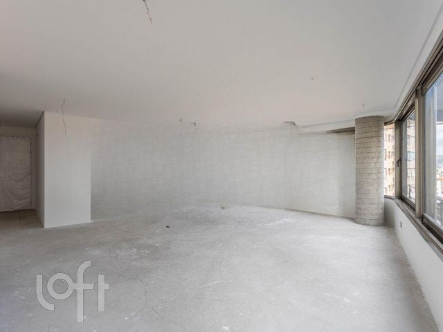 Apartamento com 165m², 3 dormitórios, 3 suítes, 2 vagas, Bela Vista em Porto Alegre