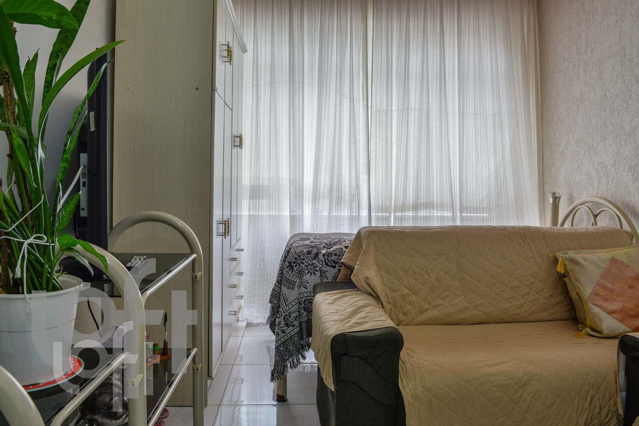 Apartamento à venda com 1 quarto, 40m² - Foto 8