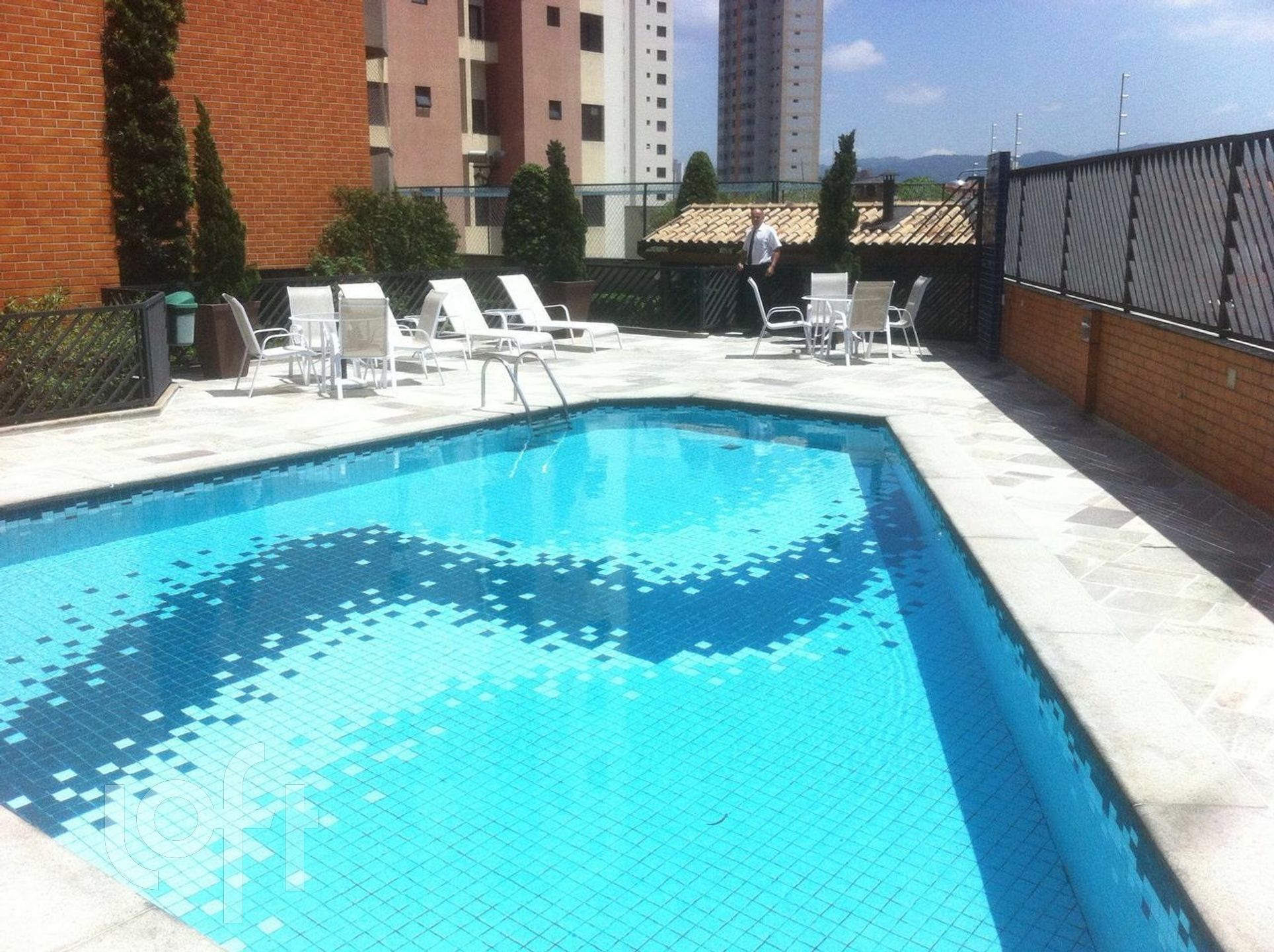 Apartamento à venda com 4 quartos, 190m² - Foto 11