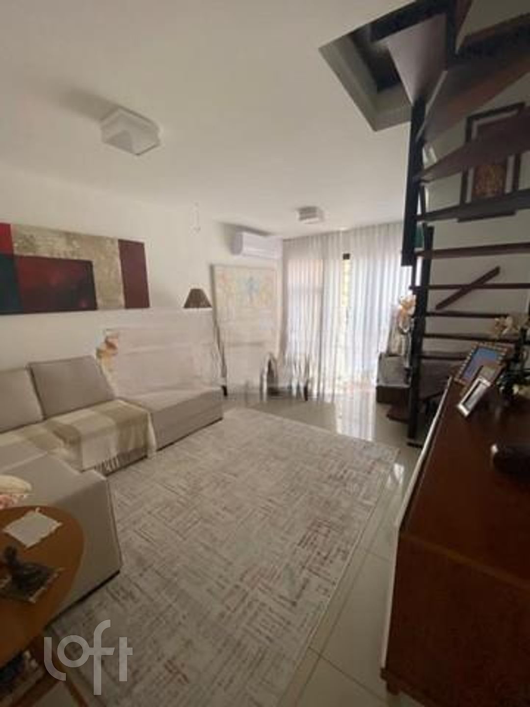 Apartamento à venda com 2 quartos, 70m² - Foto 3