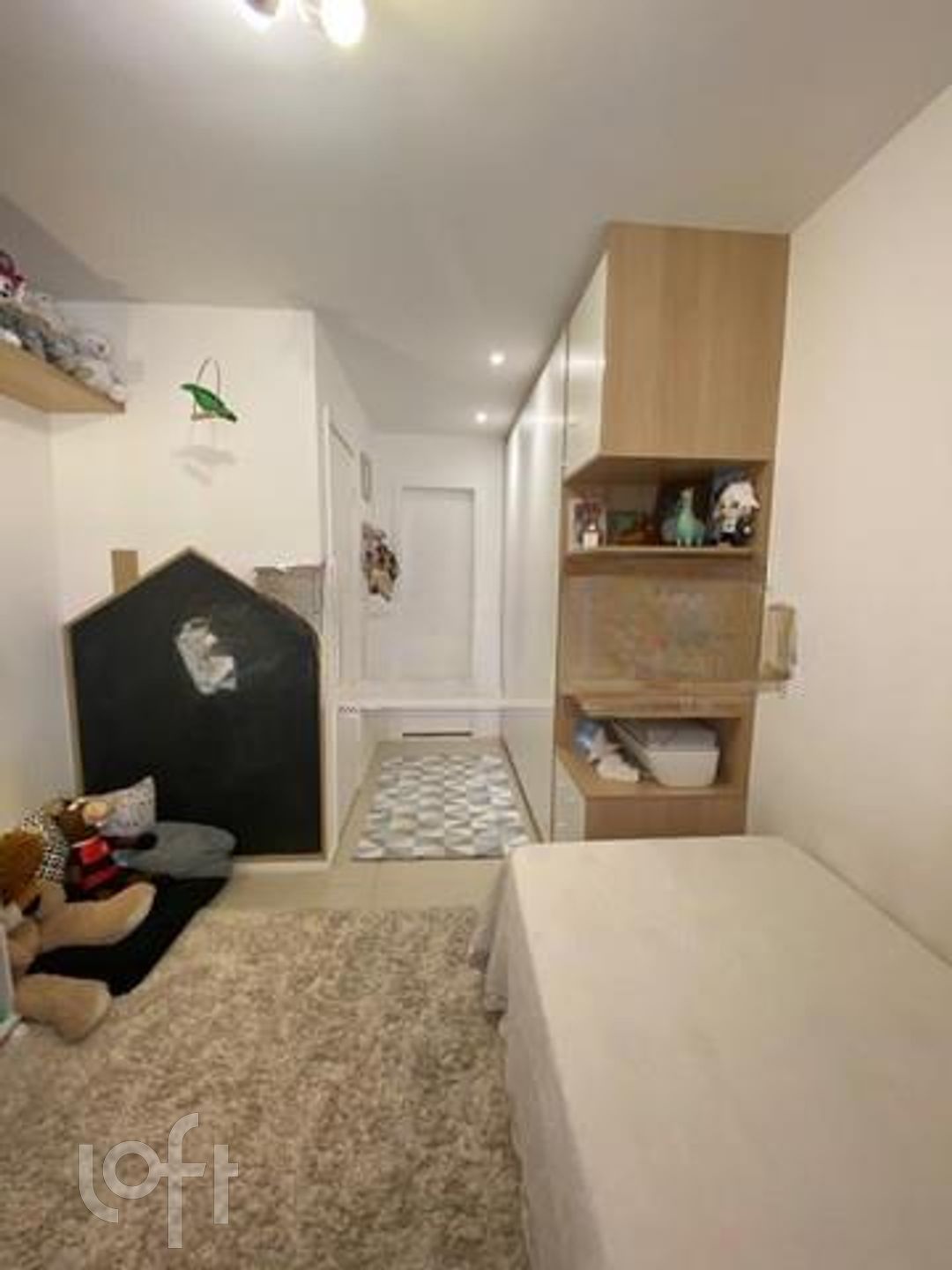 Apartamento à venda com 2 quartos, 70m² - Foto 5