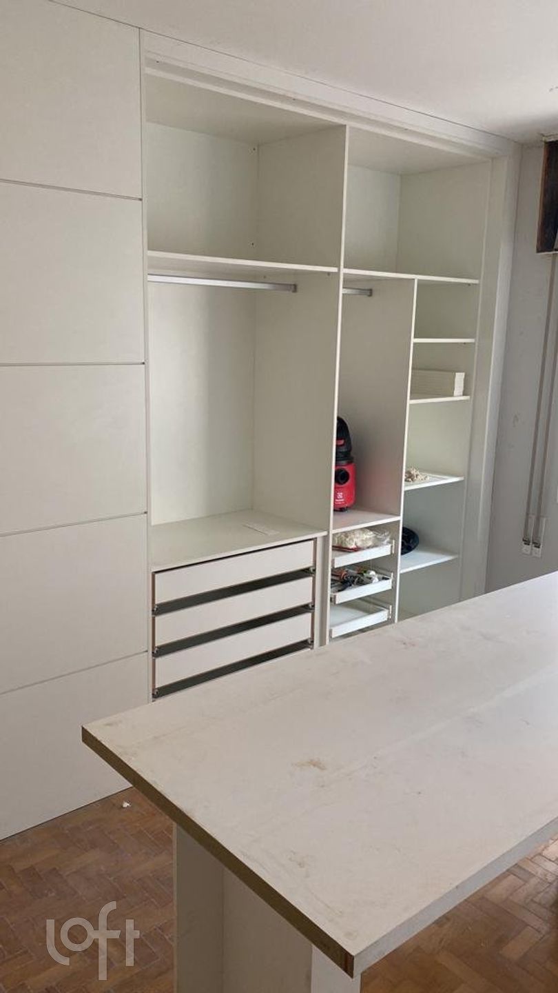 Apartamento à venda com 4 quartos, 147m² - Foto 2