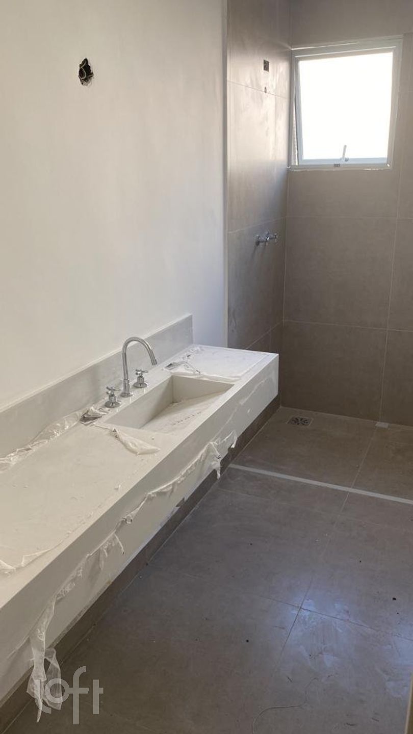 Apartamento à venda com 4 quartos, 147m² - Foto 25