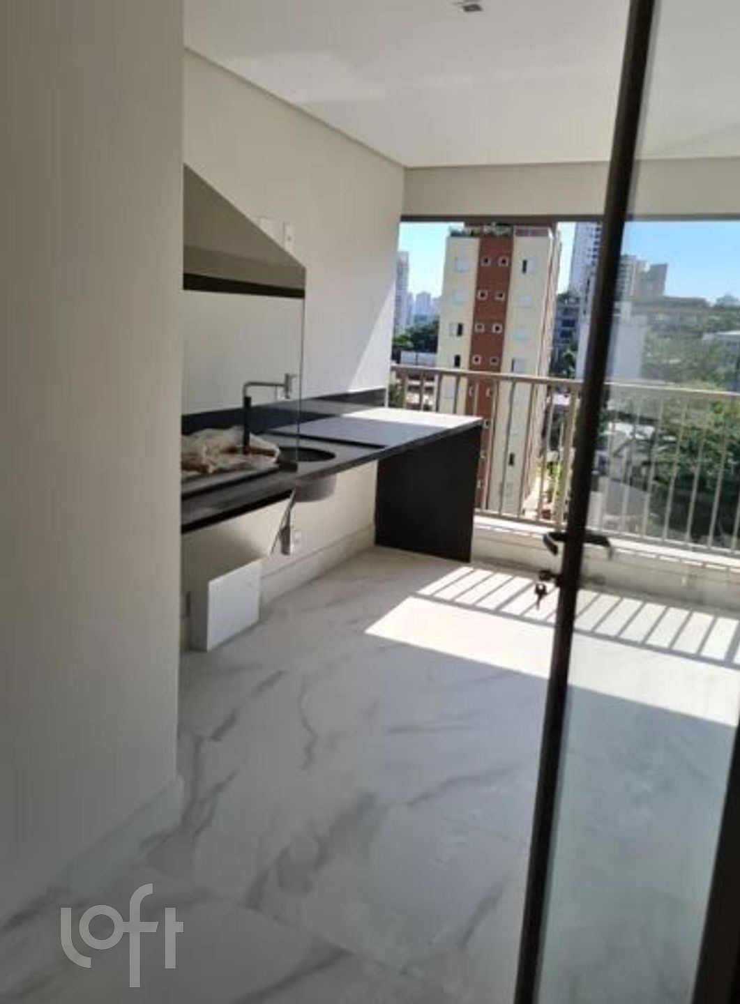 Apartamento à venda com 3 quartos, 158m² - Foto 3