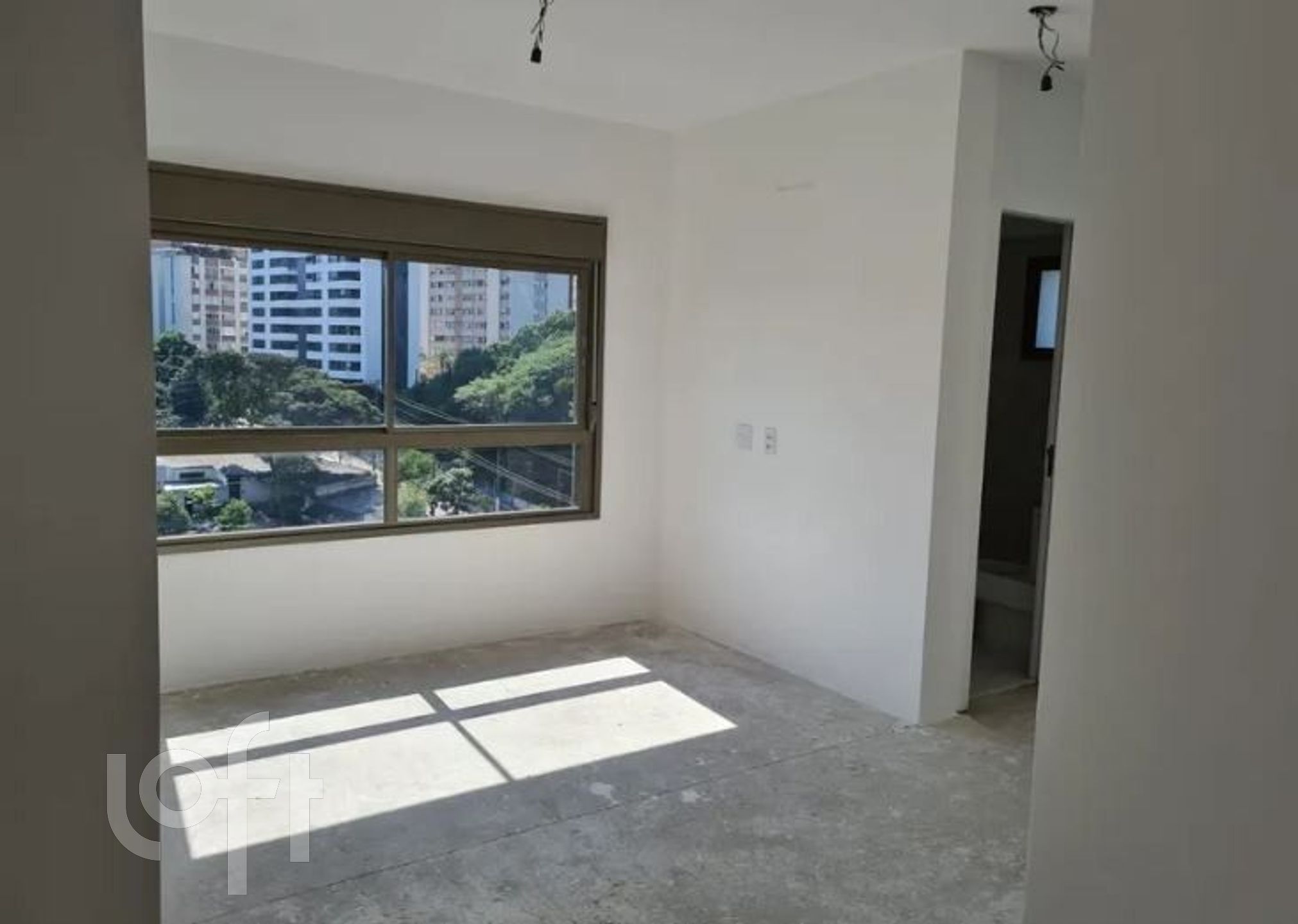 Apartamento à venda com 3 quartos, 158m² - Foto 4