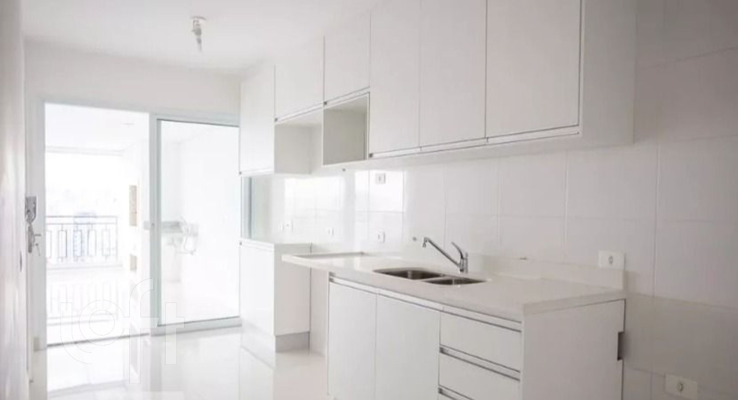 Apartamento à venda com 3 quartos, 156m² - Foto 11