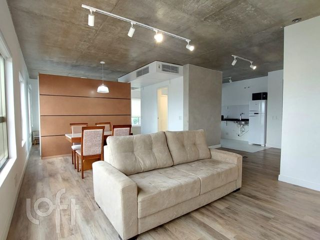 Apartamento com 69m², 1 dormitório, 1 suíte, 2 vagas, Petrópolis em Porto Alegre