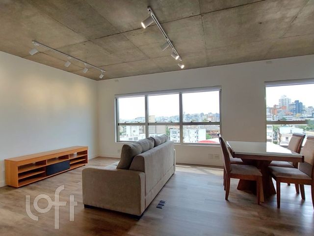 Apartamento com 69m², 1 dormitório, 1 suíte, 2 vagas, Petrópolis em Porto Alegre