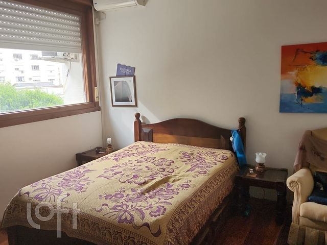 Apartamento com 127m², 3 dormitórios, 1 suíte, 1 vaga, Floresta em Porto Alegre