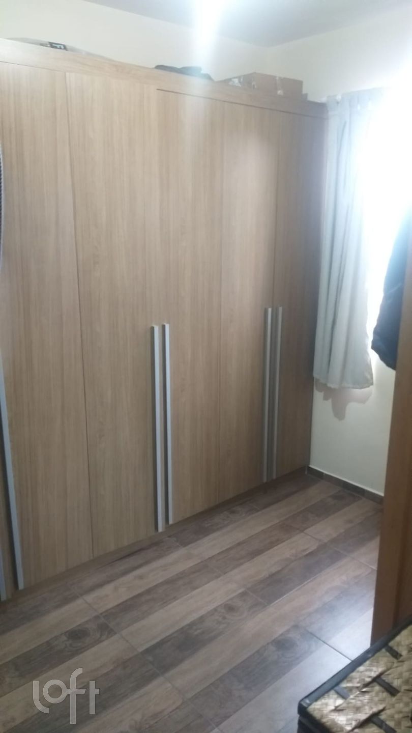 Apartamento à venda com 2 quartos, 45m² - Foto 3