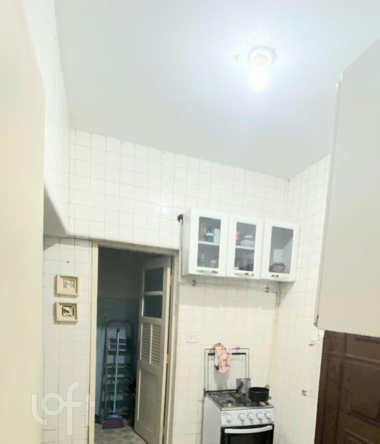 Apartamento à venda com 2 quartos, 100m² - Foto 4