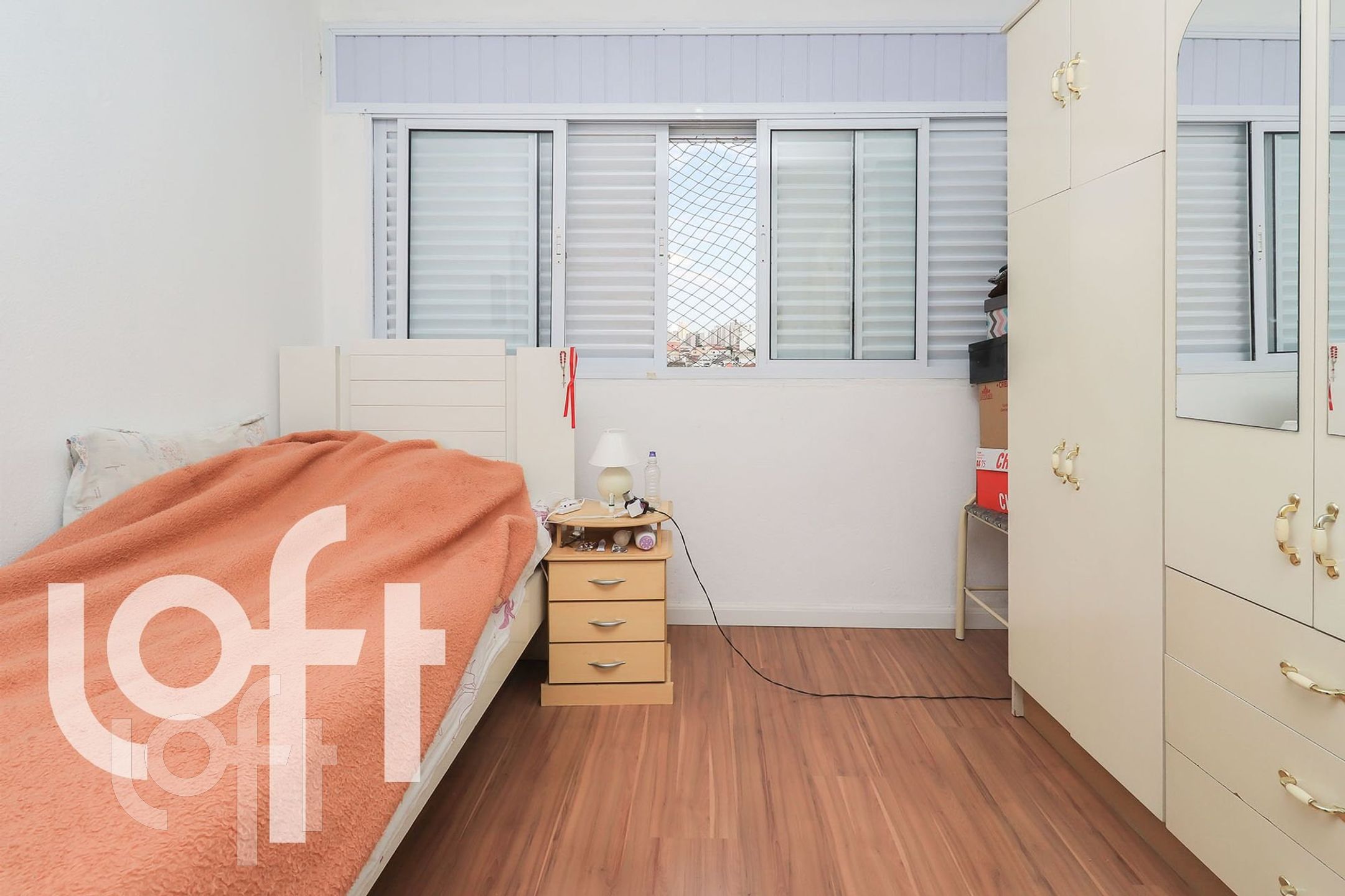 Apartamento à venda com 1 quarto, 57m² - Foto 4