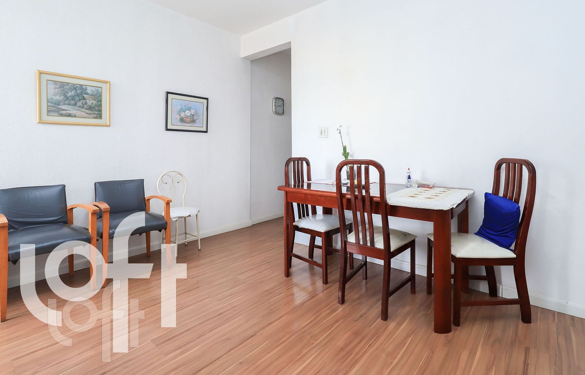 Apartamento à venda com 1 quarto, 57m² - Foto 1