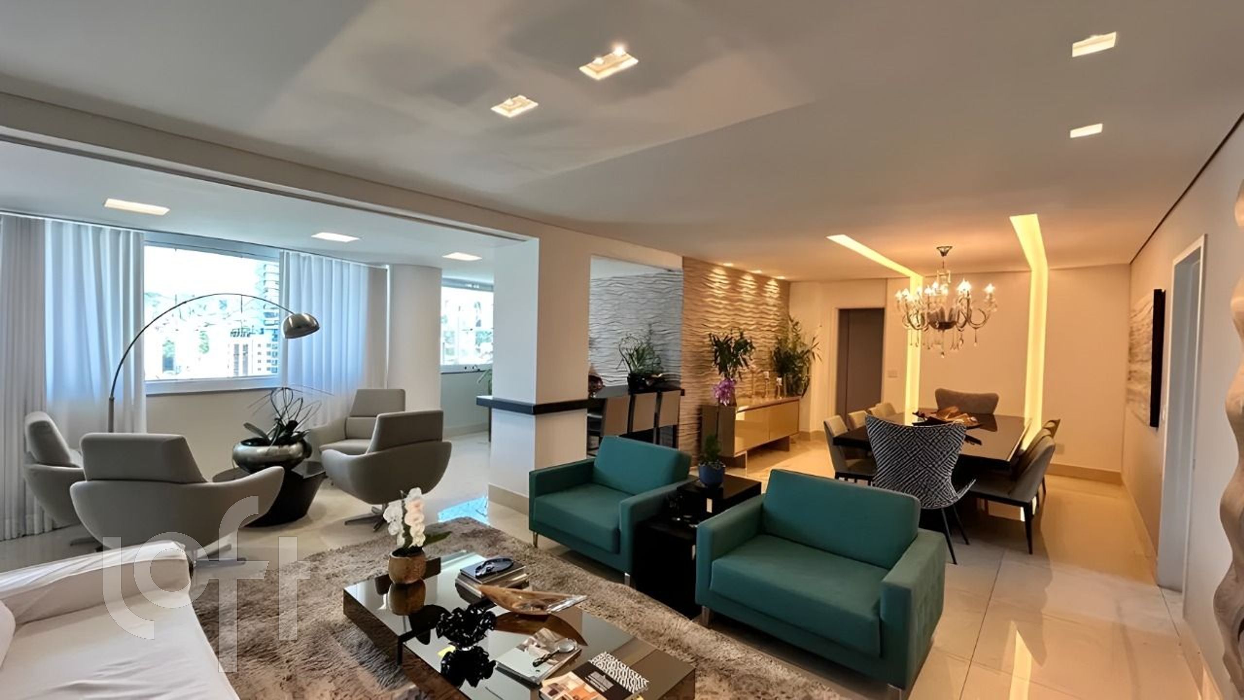 Apartamento à venda com 4 quartos, 354m² - Foto 1