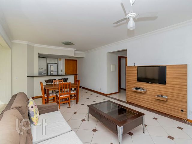 Apartamento com 89m², 2 dormitórios, 1 suíte, 1 vaga, Petrópolis em Porto Alegre