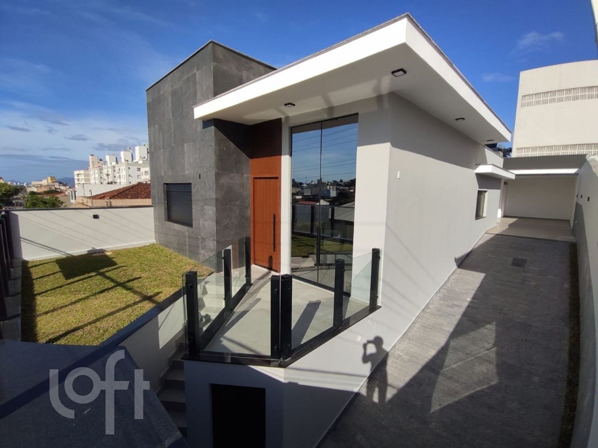 Casa à venda em Capoeiras com 145 m², 3 quartos, 2 suítes, 4 vagas