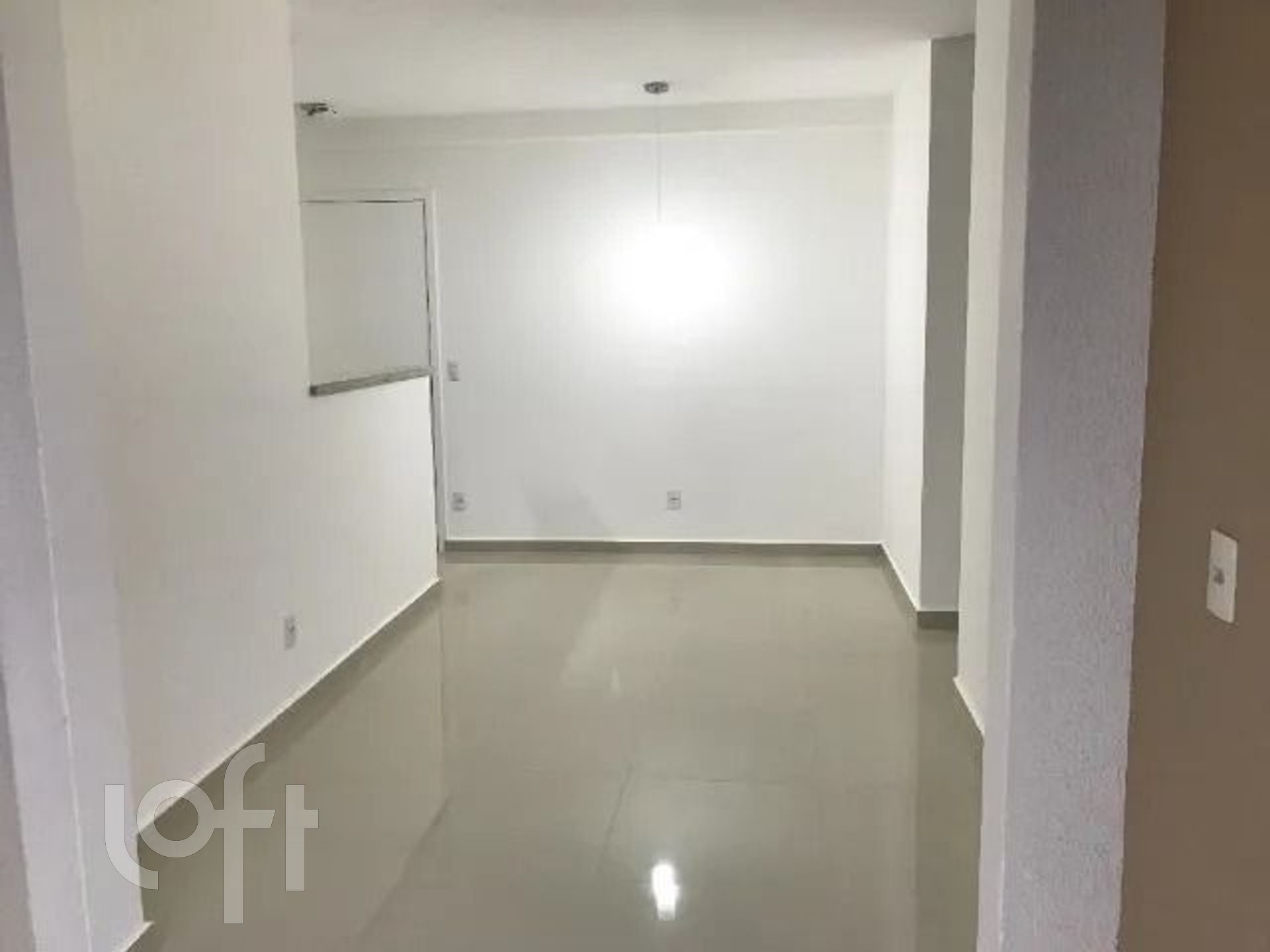 Apartamento à venda com 2 quartos, 57m² - Foto 2