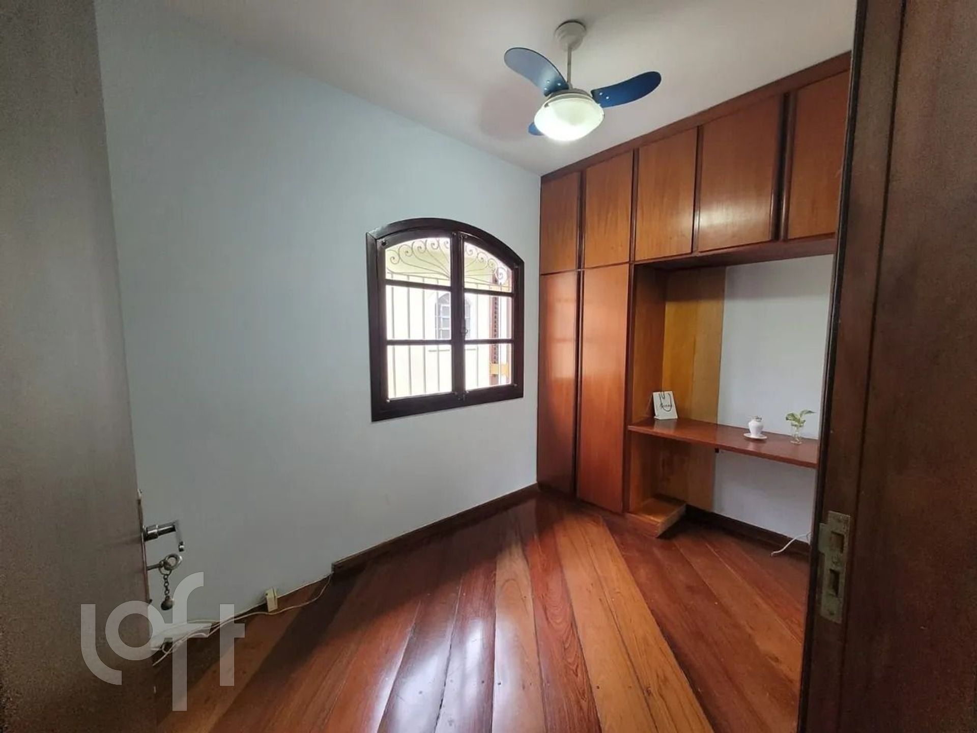 Casa à venda com 3 quartos, 155m² - Foto 9