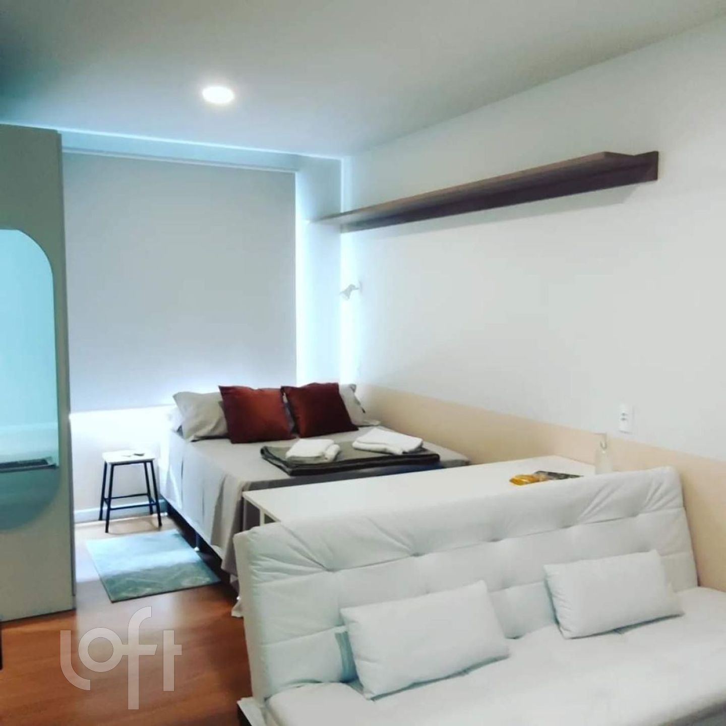 Apartamento à venda em Cachoeira do bom Jesus com 22 m², 1 quarto