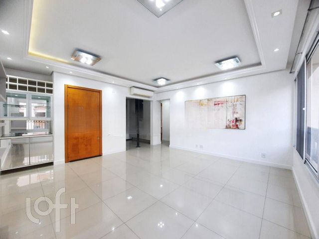 Apartamento com 80m², 2 dormitórios, 2 vagas, Jardim Botânico em Porto Alegre