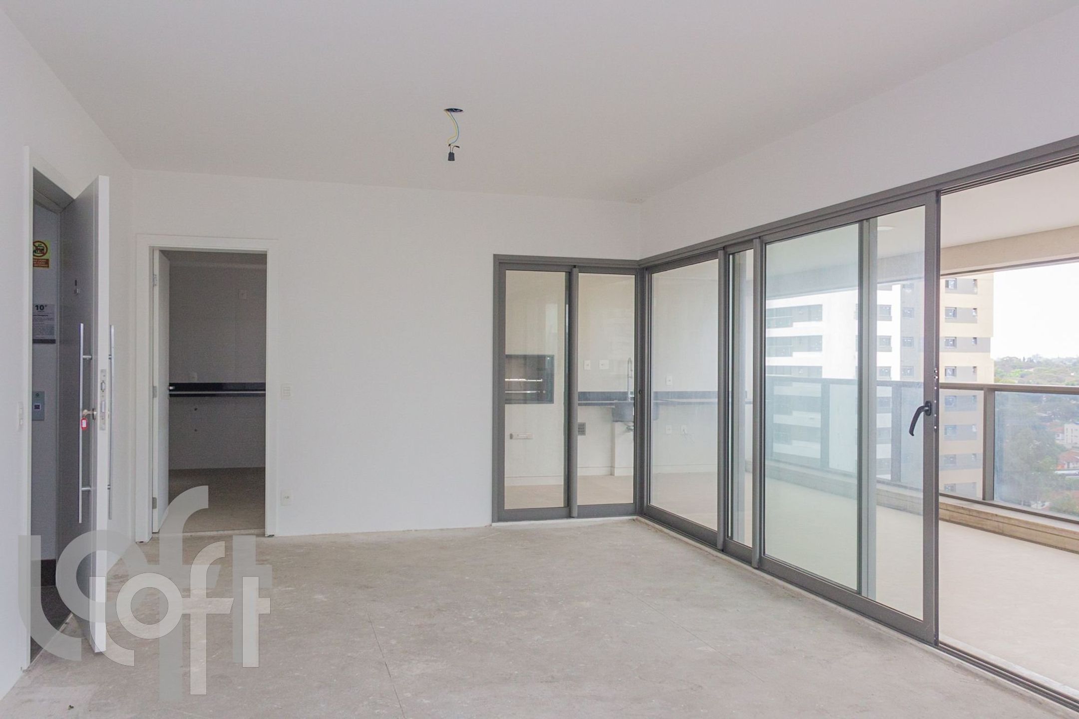 Apartamento à venda com 3 quartos, 192m² - Foto 14