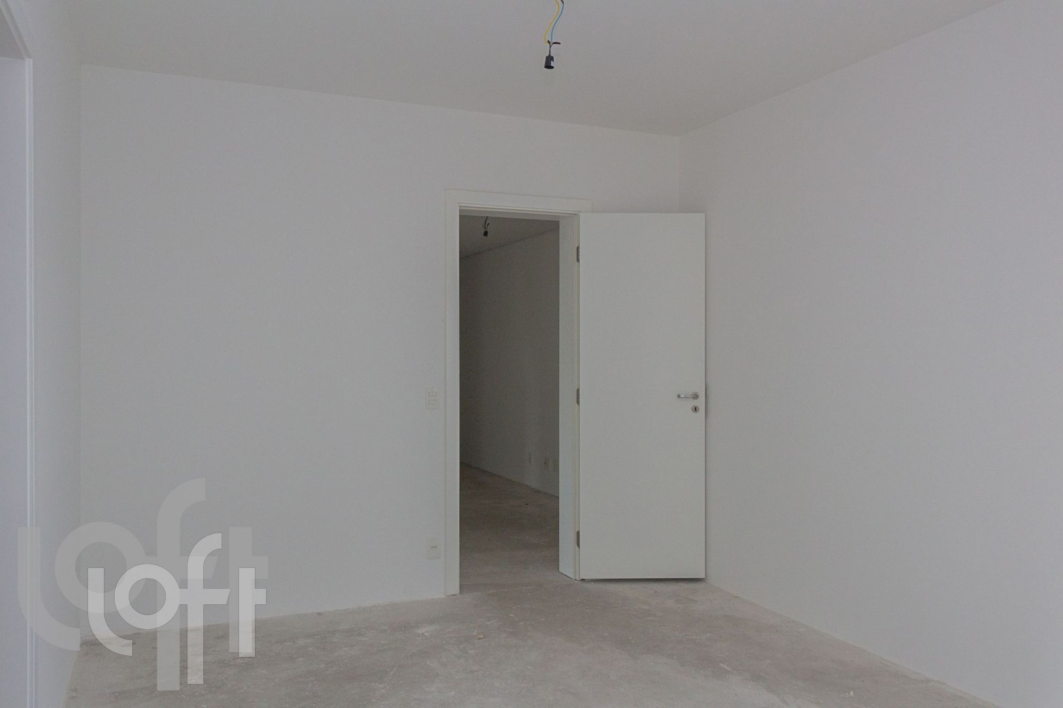 Apartamento à venda com 3 quartos, 192m² - Foto 2