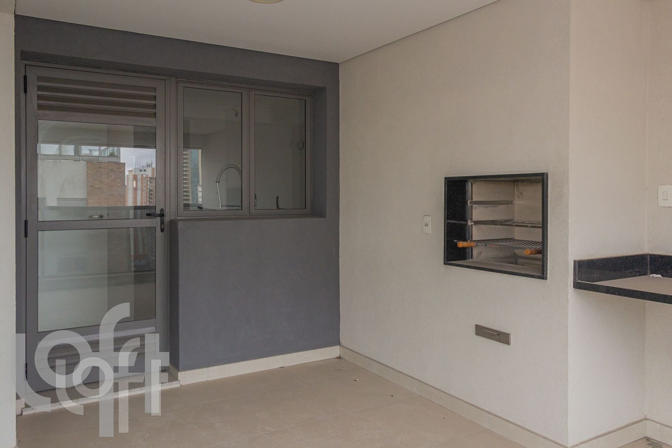 Apartamento à venda com 3 quartos, 192m² - Foto 8