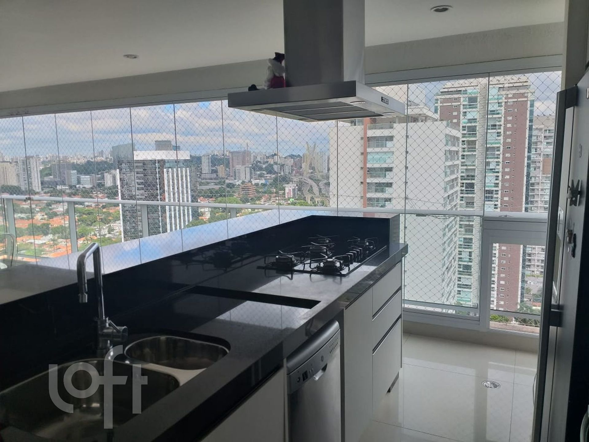 Apartamento à venda com 3 quartos, 138m² - Foto 13