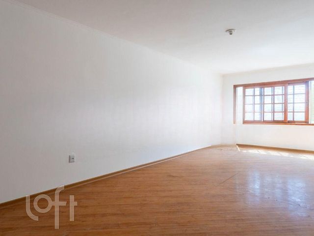 Apartamento com 92m², 3 dormitórios, 2 vagas, Petrópolis em Porto Alegre