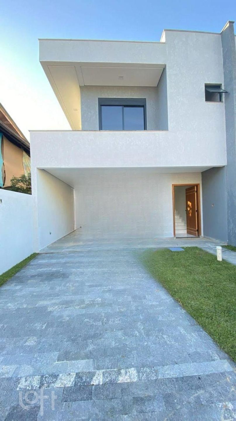 Casa Residencial com 120m², 3 quartos, 3 suítes, no bairro Ingleses em Florianópolis