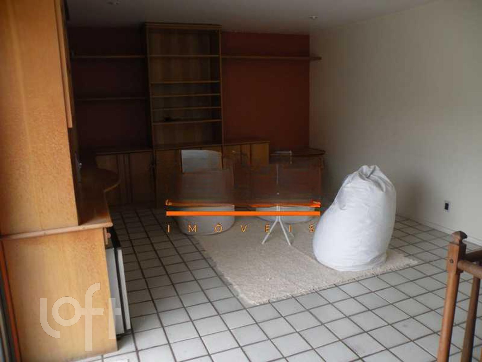 Apartamento à venda com 2 quartos, 170m² - Foto 2