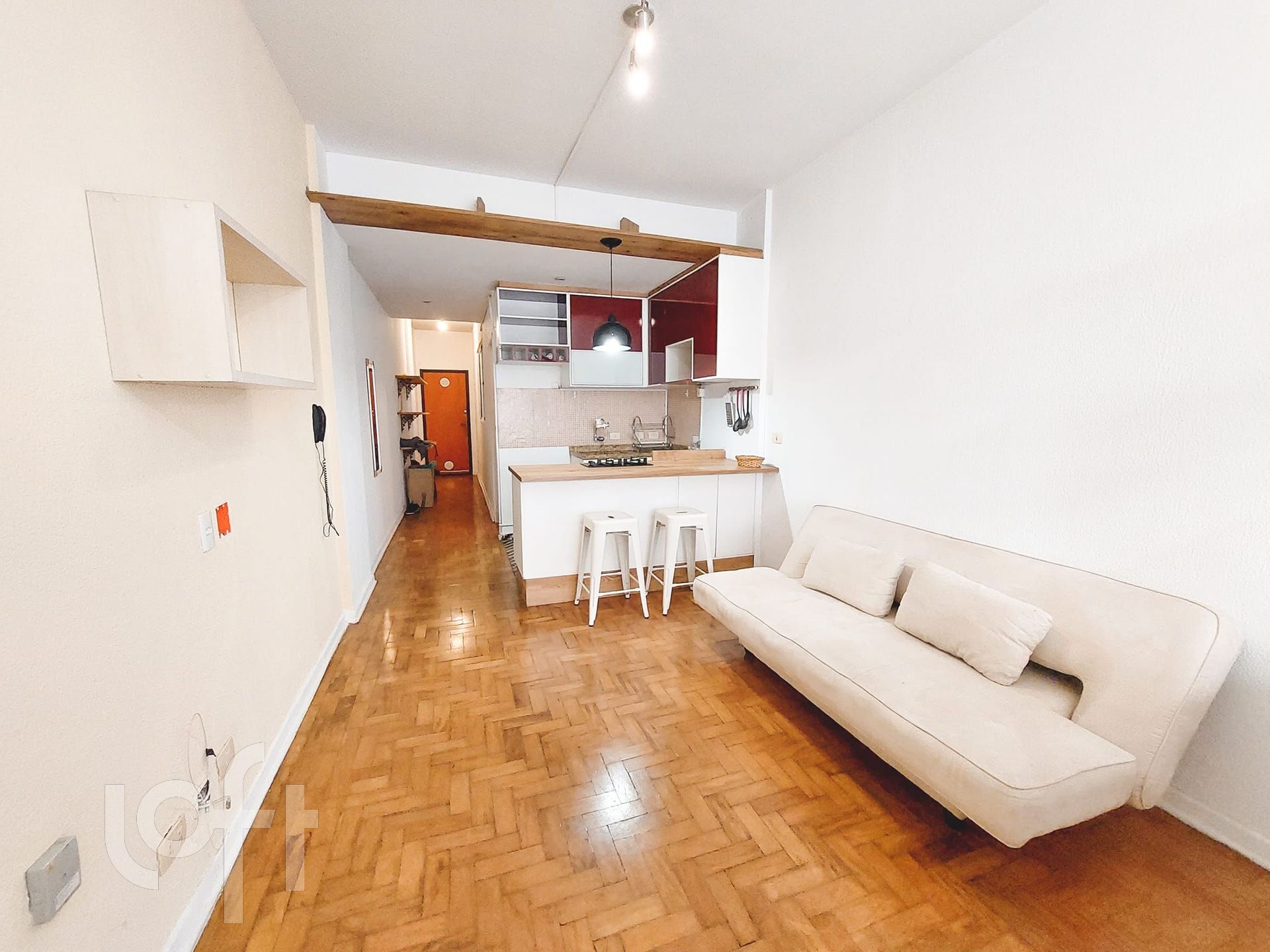 Apartamento à venda com 1 quarto, 40m² - Foto 1