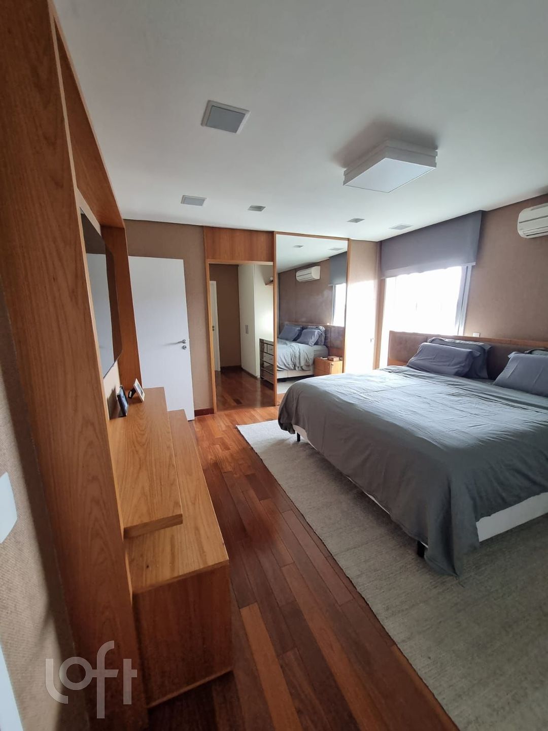 Apartamento à venda com 3 quartos, 240m² - Foto 8